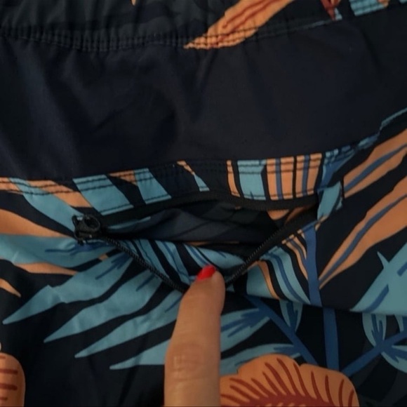 (NWT) Speedo Men’s Comfort Liner Swim Shorts, XL (36/38) - Picture 9 of 12